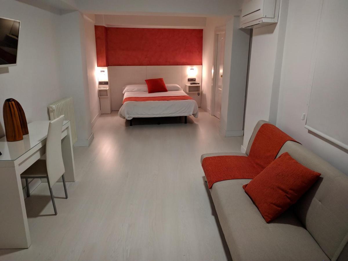Hotel Emperatriz I